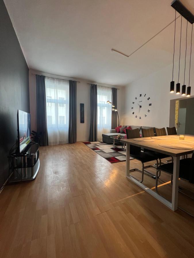 Spacious & Deluxe Big Apartment Near Prater Βιέννη Εξωτερικό φωτογραφία