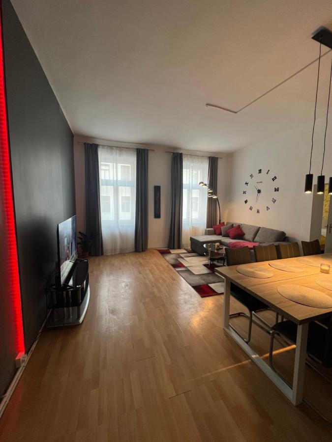 Spacious & Deluxe Big Apartment Near Prater Βιέννη Εξωτερικό φωτογραφία